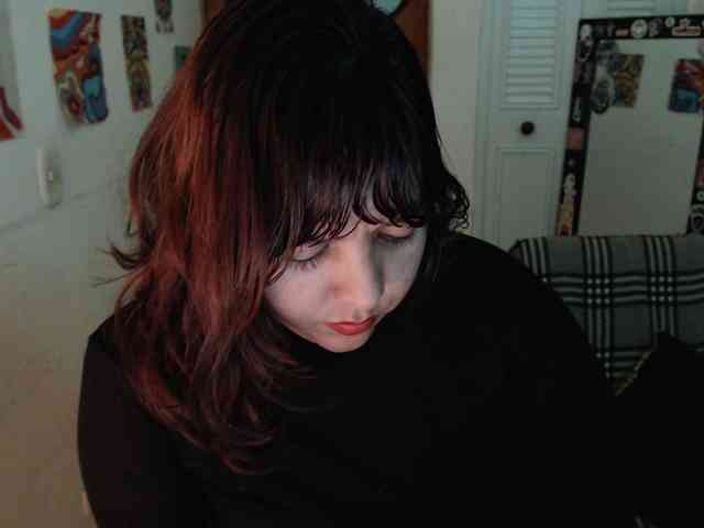 NanaBela webcam