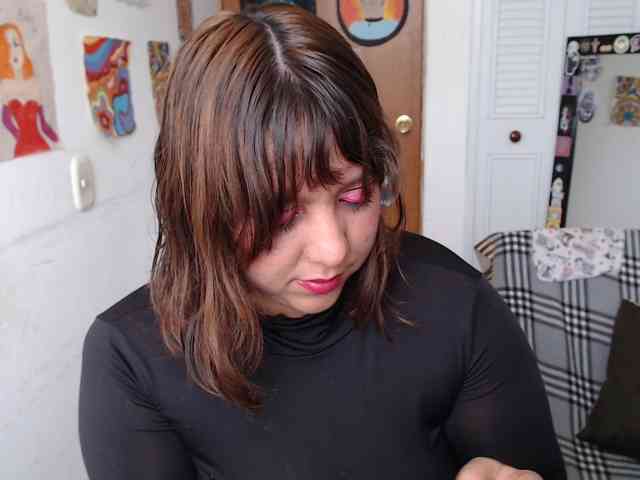 NanaBela webcam