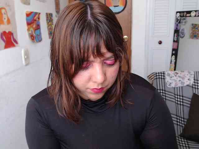 NanaBela webcam