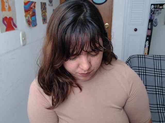NanaBela webcam