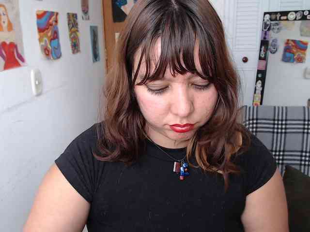 NanaBela webcam