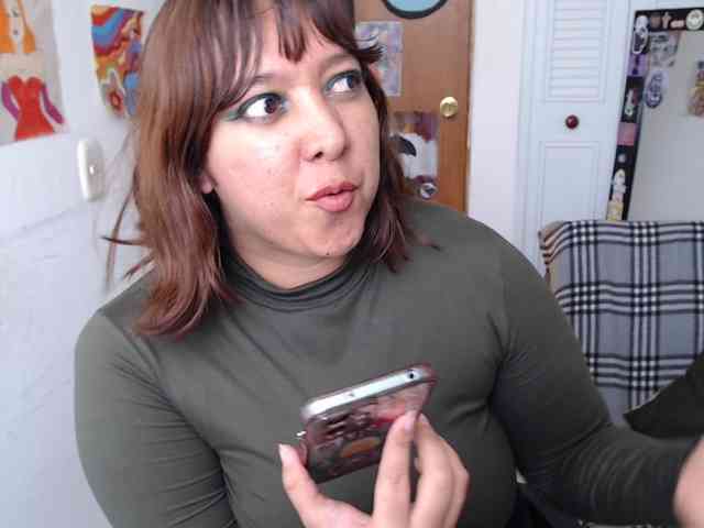 NanaBela webcam