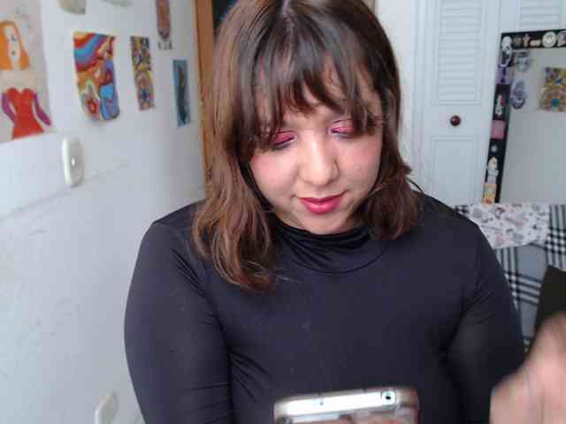 NanaBela webcam