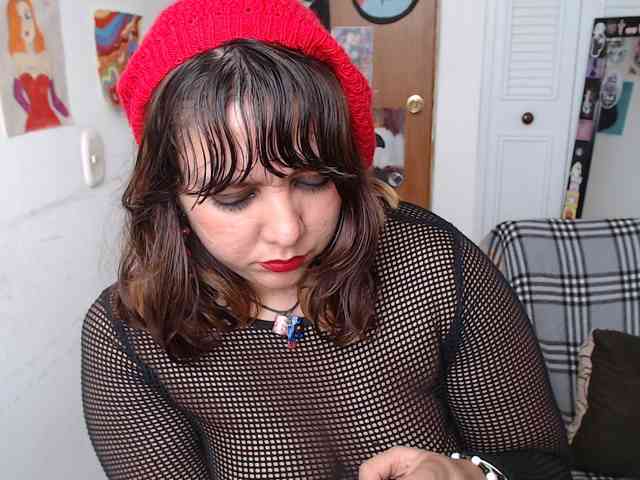 NanaBela webcam