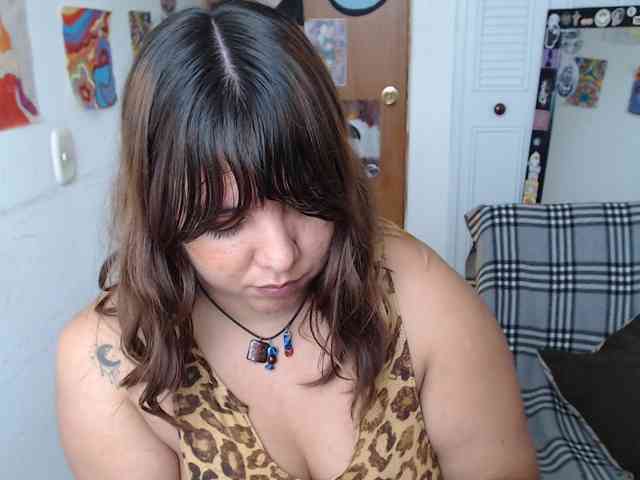 NanaBela webcam