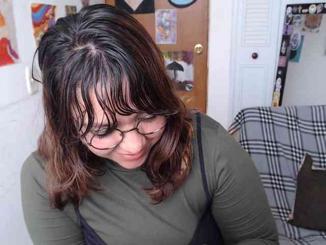 NanaBela webcam