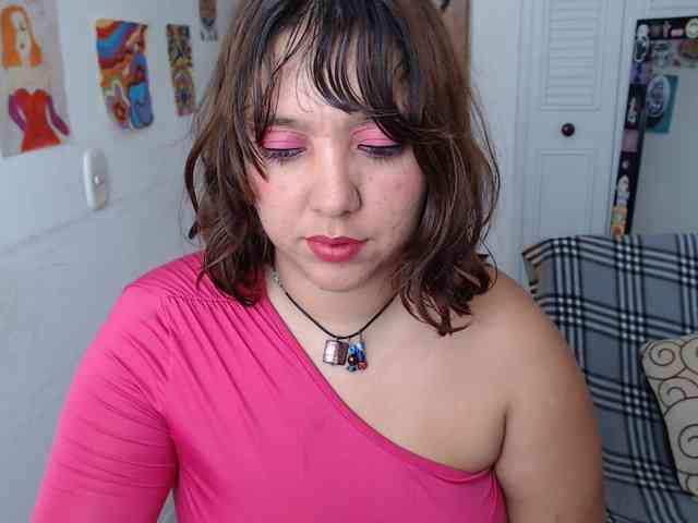 NanaBela webcam