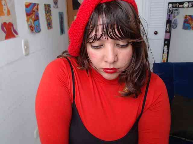 NanaBela webcam
