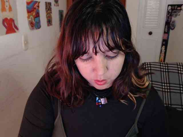 NanaBela webcam