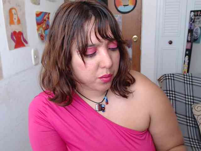 NanaBela webcam