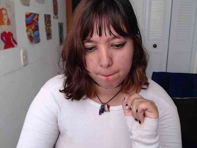NanaBela webcam
