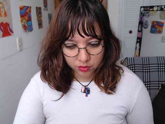 NanaBela webcam
