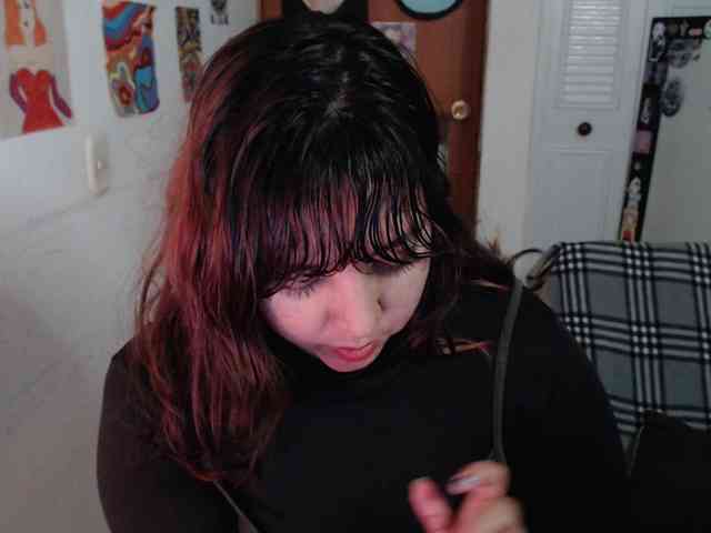 NanaBela webcam