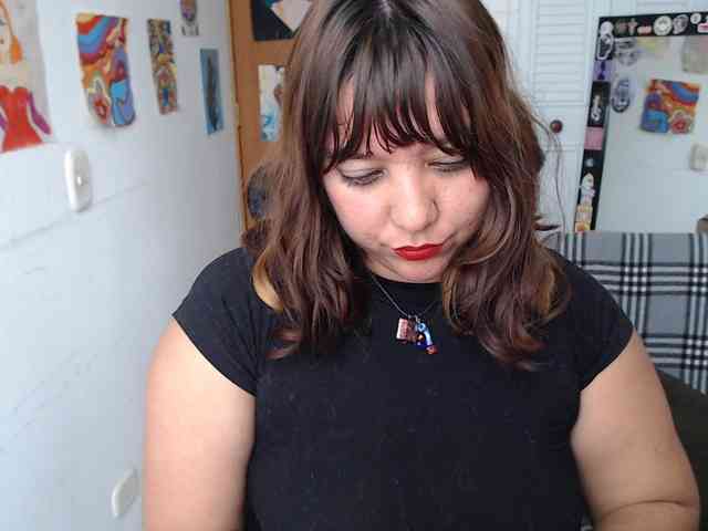 NanaBela webcam