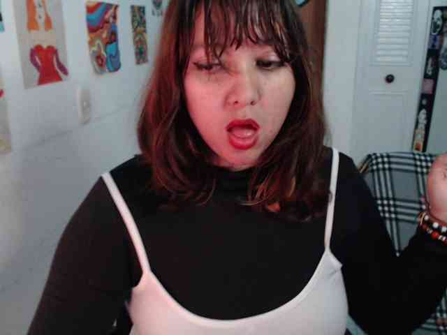 NanaBela webcam