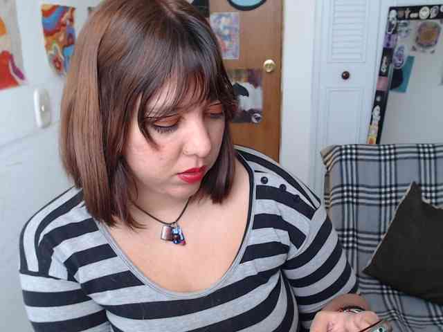 NanaBela webcam