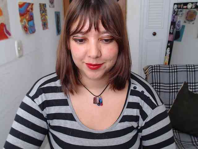 NanaBela webcam