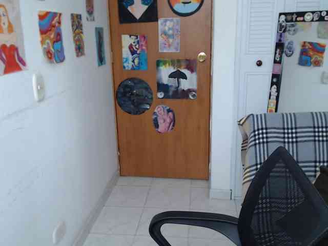 NanaBela webcam