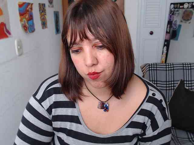 NanaBela webcam