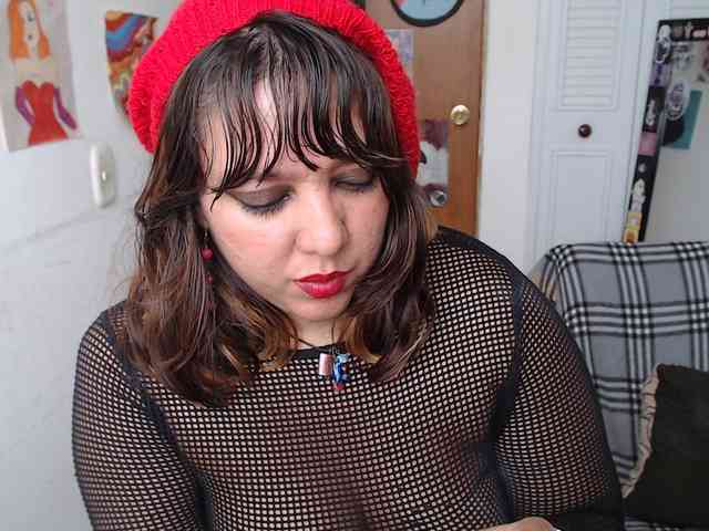NanaBela webcam