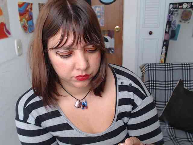 NanaBela webcam
