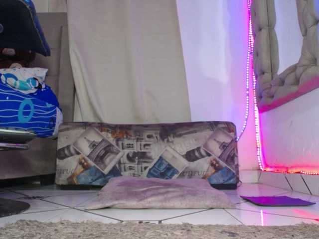 SHANNEN live cam