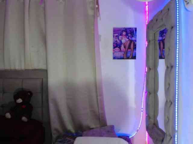 SHANNEN Sex Cam Show