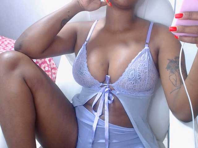aadhya-1 live cam on BongaCams
