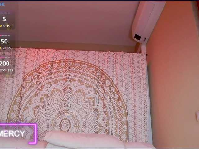 nikitasunris3 live cam on BongaCams