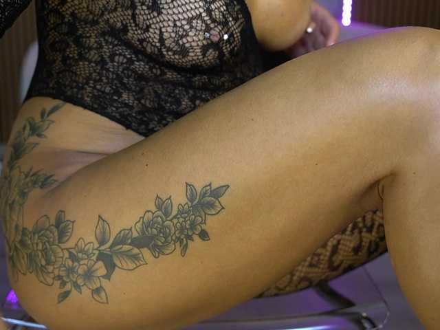 anneswhite live cam on BongaCams