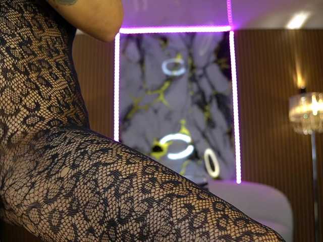anneswhite live cam on BongaCams
