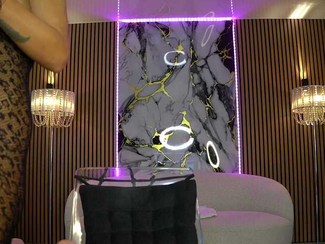 anneswhite live cam on BongaCams