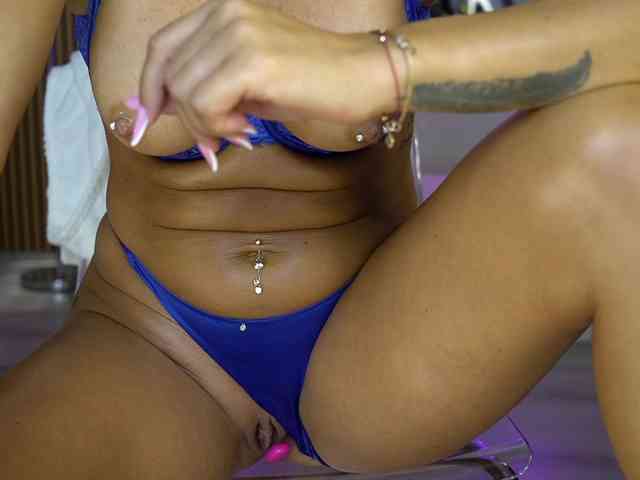 Modella: anneswhite