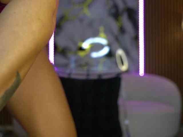 AnnesWhite webcam
