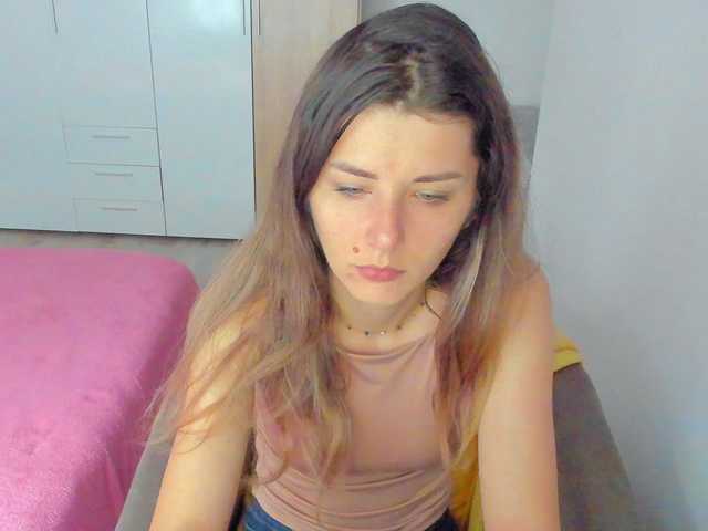 mariemarie03 live cam on BongaCams