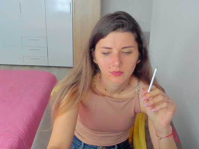 mariemarie03 live cam on BongaCams