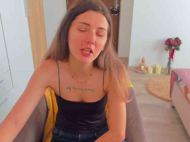 mariemarie03 webcam