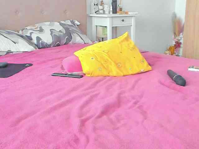 mariemarie03 webcam