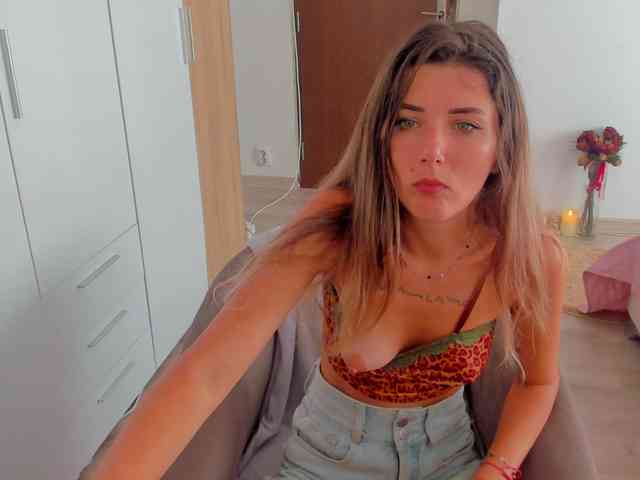 Modelo: mariemarie03