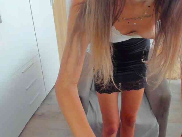 mariemarie03 webcam
