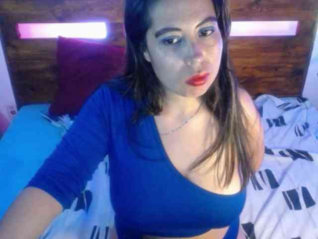 NikkiMilky