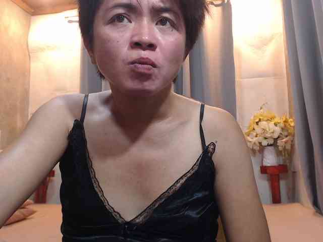 YourNewGirl Live Webcam on BongaCams