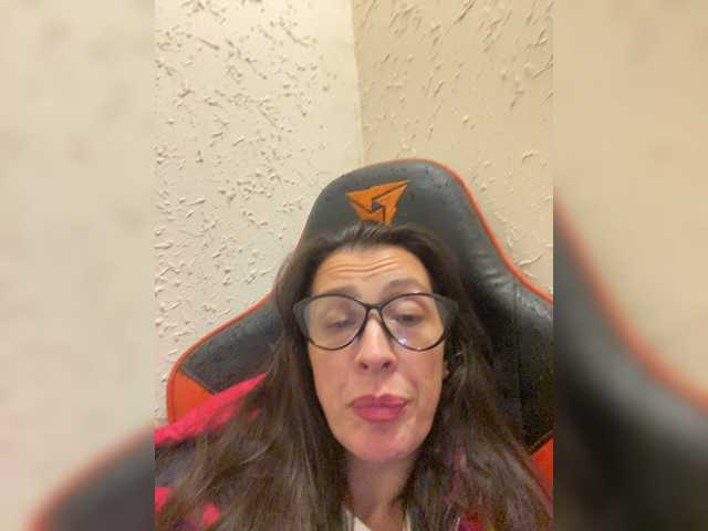 PioneerNiko live cam on BongaCams