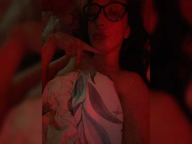 PioneerNiko live cam on BongaCams