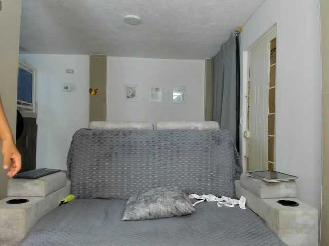 DulceRomance live cam on BongaCams