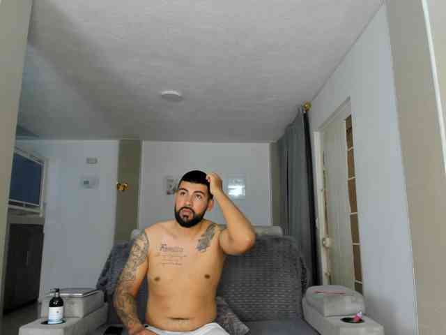 DulceRomance webcam