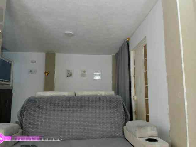 DulceRomance webcam