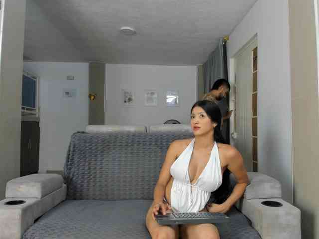 DulceRomance webcam