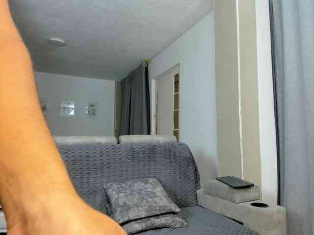 DulceRomance webcam