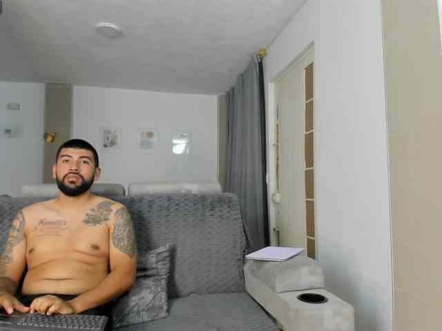 DulceRomance webcam
